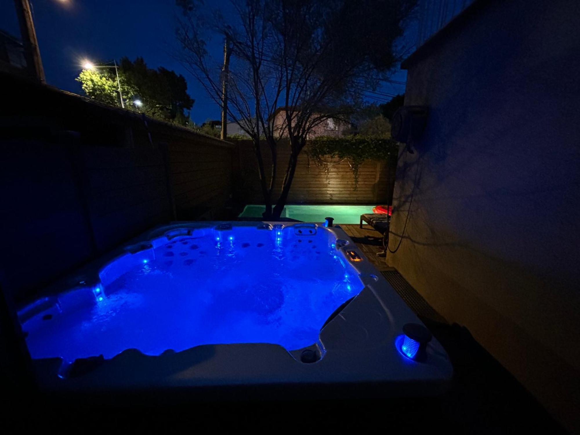 Maison Avec Piscine Et Jacuzzi Proche Des Plages Toulon Buitenkant foto